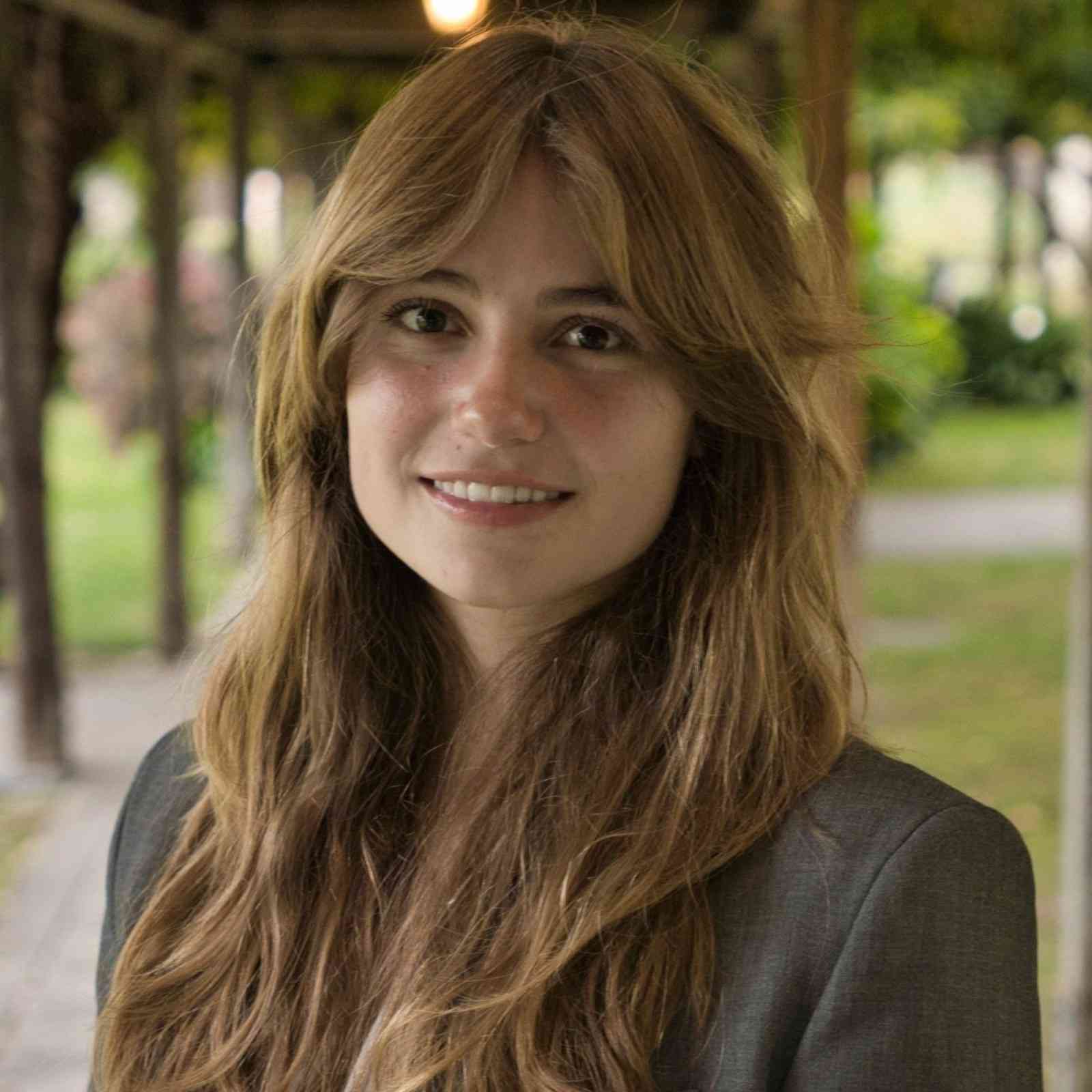 Joelle Amelsvoort